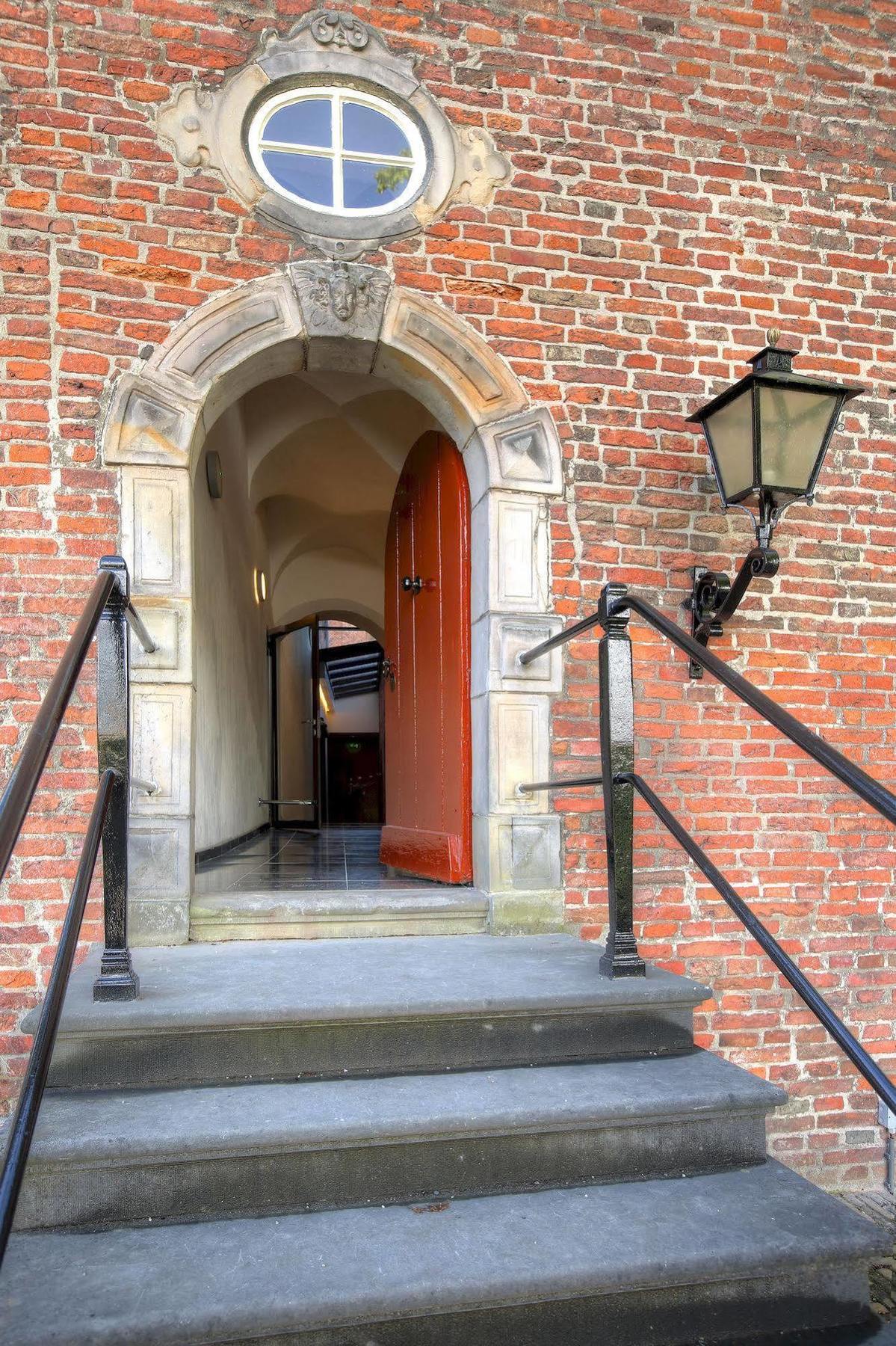 Prinsenhof Groningen Ngoại thất bức ảnh Entrance to the museum